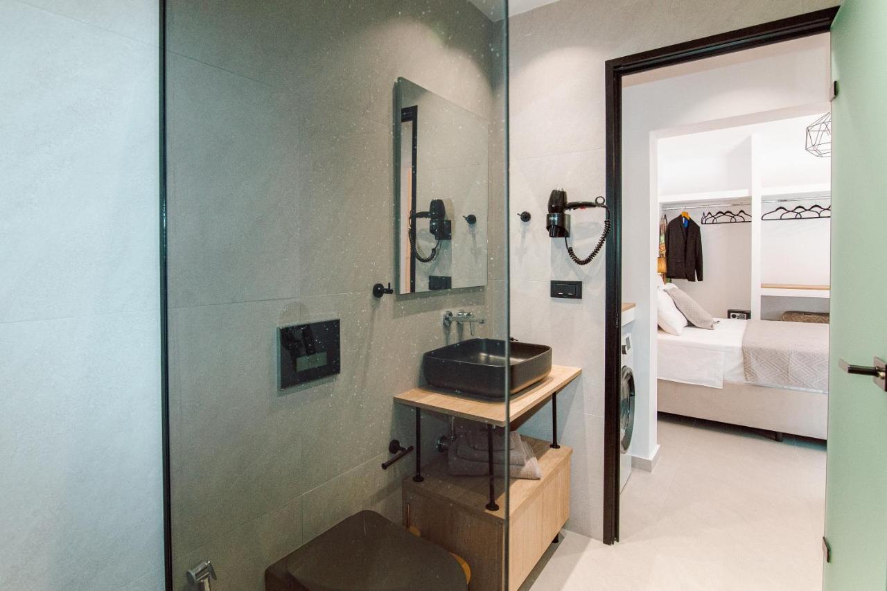 Andromahi Apartments & Suite 拉加纳斯 外观 照片